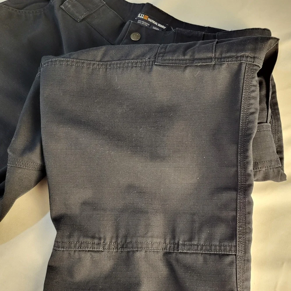 5.11 Men's 35.5-39x31 Tactical Series Cargo Pants Navy Reinforced Knees/Bottom